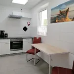 Haus Sperbermühle 2* Laatzen