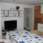 Haus Sperbermühle 2* Laatzen