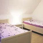 Haus Sperbermühle 2* Laatzen