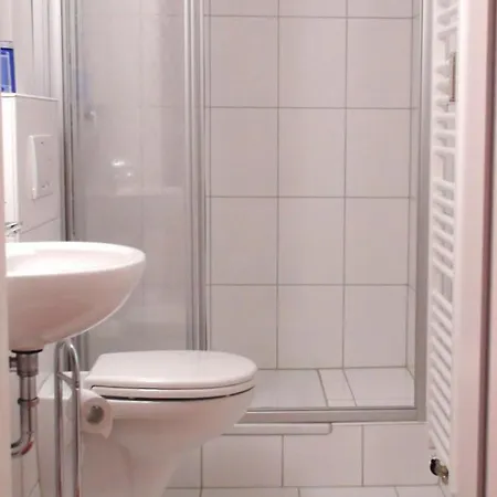 Haus Sperbermuehle Πανσιόν Laatzen