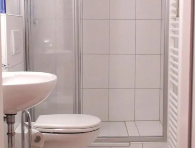 Haus Sperbermuehle 招待所 拉岑