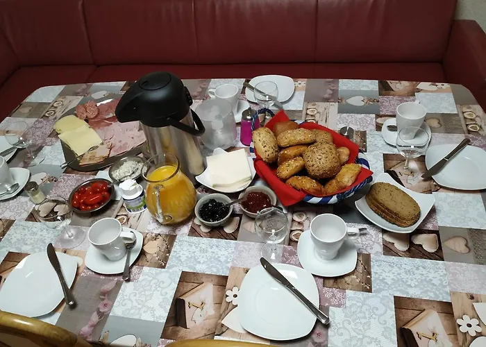 Haus Sperbermuehle 招待所 2*